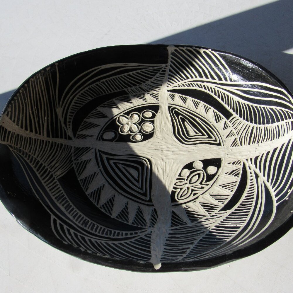 Handmade Black and White Abstract Serving Bowl Sgraffito